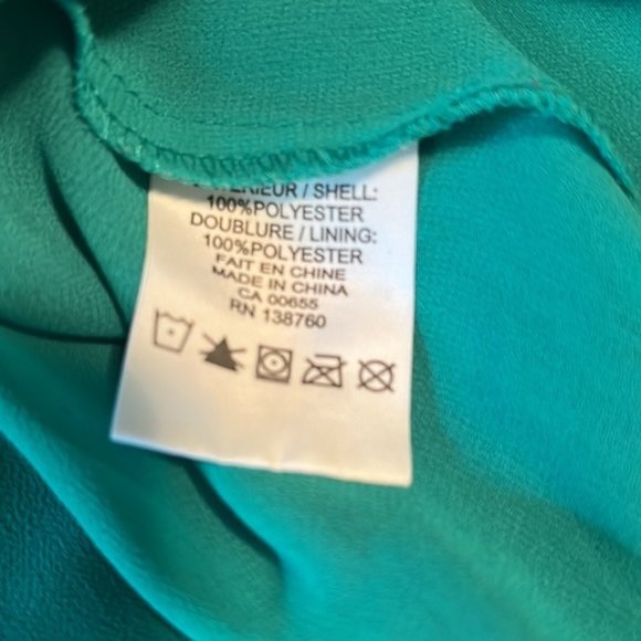 Michael Studio Layered Tank Top in Blue and Green - Picture 7 of 7